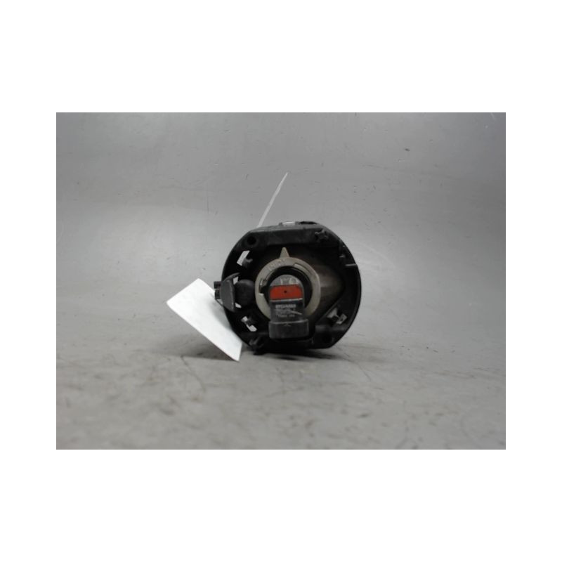 PHARE ANTIBROUILLARD AVANT GAUCHE CHRYSLER VOYAGER