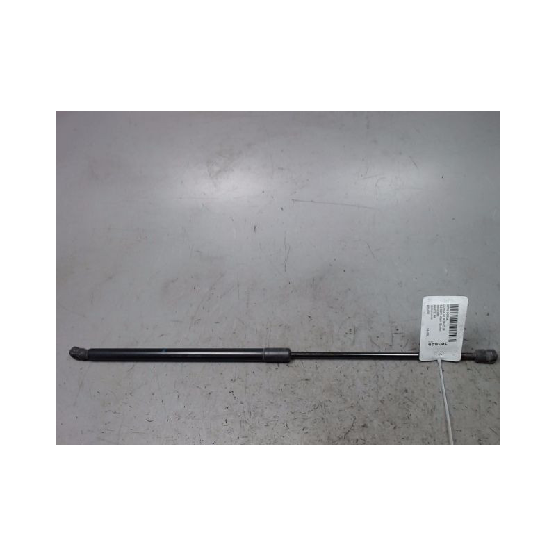 VERIN GAUCHE HAYON OPEL CORSA 06-09