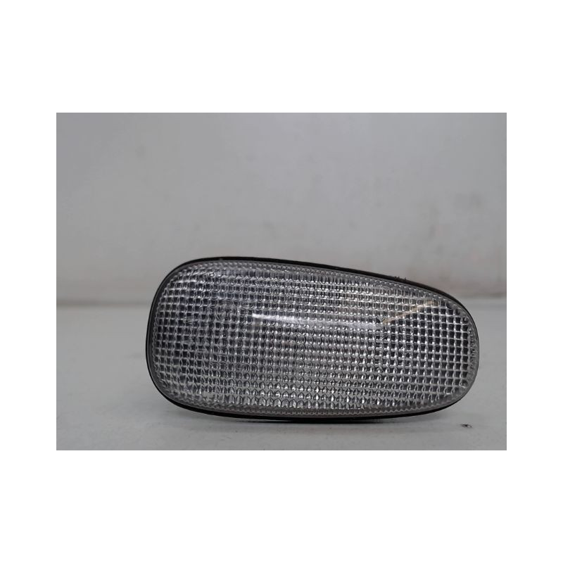 REPETITEUR AILE GAUCHE OPEL ASTRA