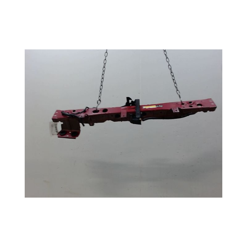 TRAVERSE SUPERIEURE ARMATURE AVANT NISSAN NOTE