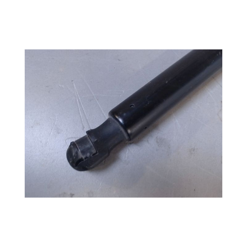 VERIN DROIT HAYON VOLKSWAGEN TIGUAN 2009-