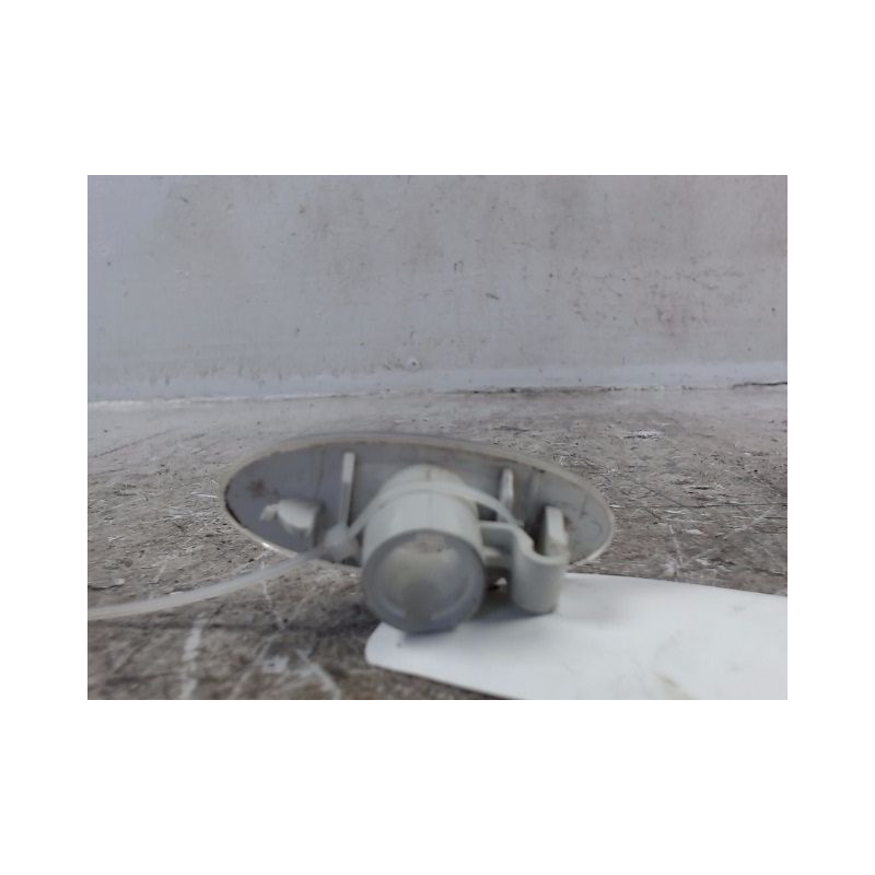 REPETITEUR AILE GAUCHE NISSAN NOTE