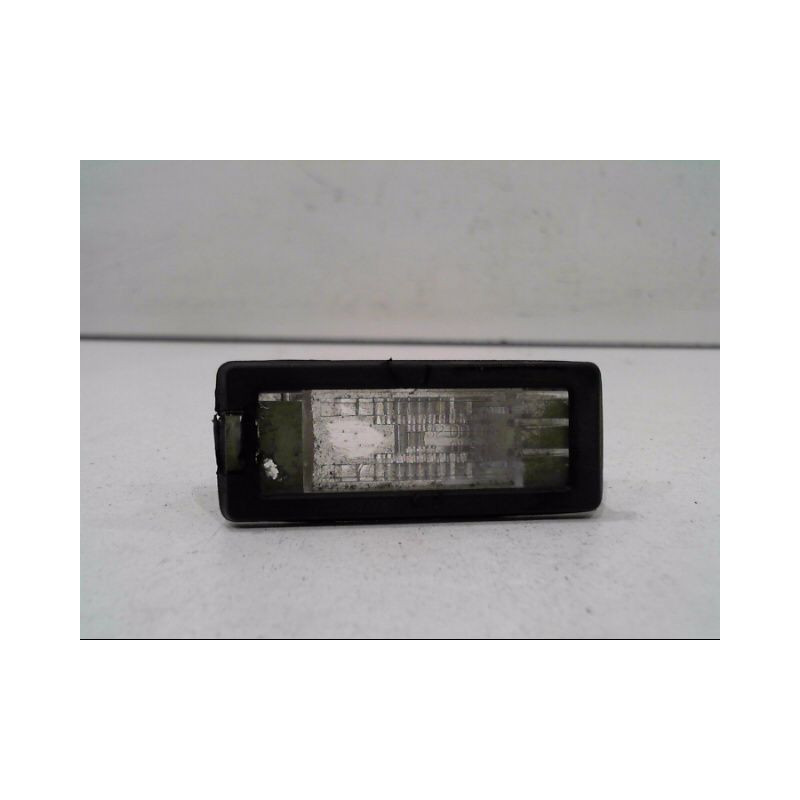 ECLAIREUR PLAQUE DE POLICE DROIT RENAULT MEGANE