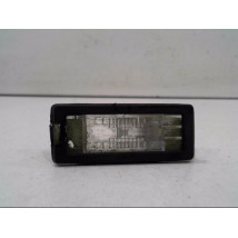 ECLAIREUR PLAQUE DE POLICE DROIT RENAULT MEGANE