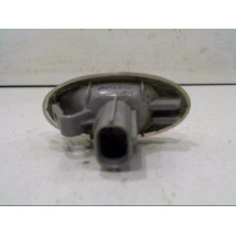 REPETITEUR AILE DROIT MAZDA 3