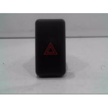 BOUTON DE WARNING MAZDA 3