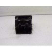 BOUTON DE WARNING MAZDA 3