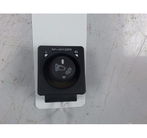 COMMANDE RETROVISSEUR EXT ELECTRIQUE