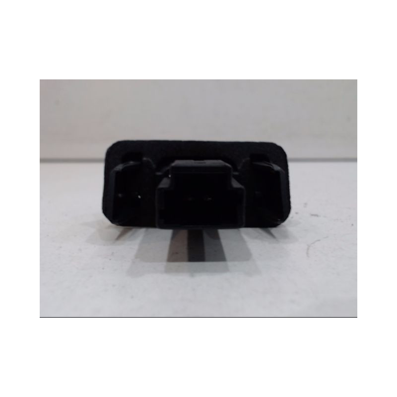 ECLAIREUR PLAQUE DE POLICE GAUCHE PEUGEOT 206