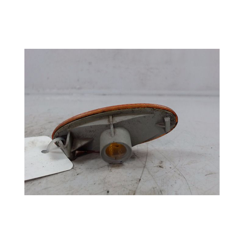 REPETITEUR AILE DROIT NISSAN ALMERA TINO 2003-