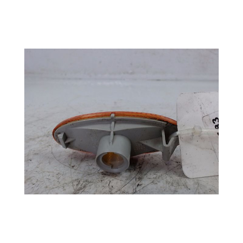 REPETITEUR AILE GAUCHE NISSAN ALMERA TINO 2003-