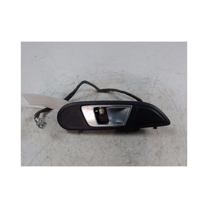 POIGNEE INTERIEURE PORTE AVANT DROIT FORD FIESTA 2010-