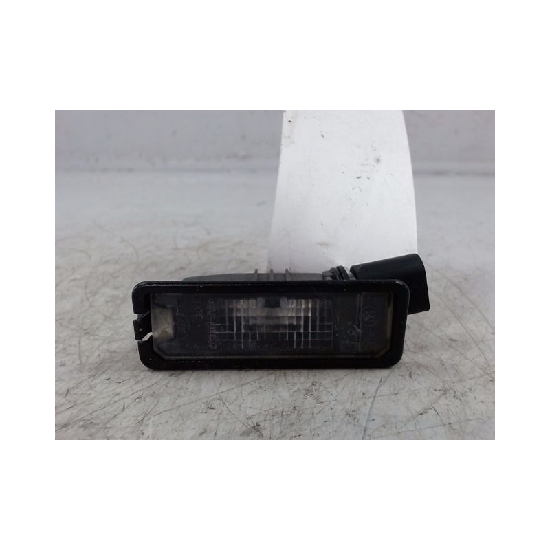ECLAIREUR PLAQUE DE POLICE GAUCHE VOLKSWAGEN POLO 2009-