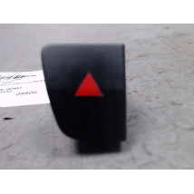 BOUTON DE WARNING PEUGEOT 5008 2009-