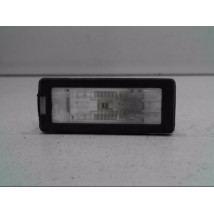 ECLAIREUR PLAQUE DE POLICE DROIT RENAULT MEGANE