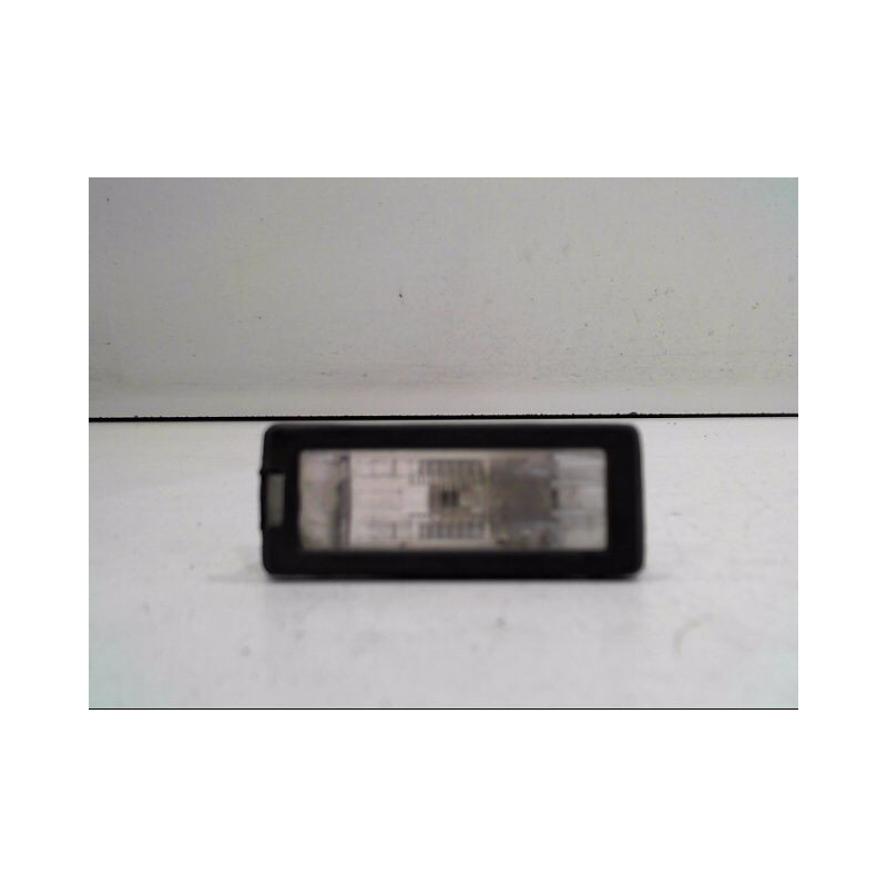 ECLAIREUR PLAQUE DE POLICE GAUCHE RENAULT MEGANE