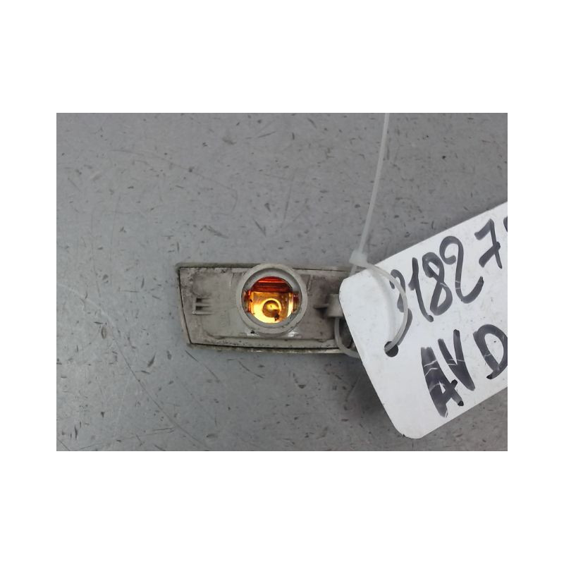 REPETITEUR AILE DROIT OPEL CORSA IV Phase 1 (D) 2006-2010