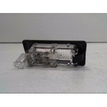 ECLAIREUR PLAQUE DE POLICE DROIT VOLKSWAGEN PASSAT