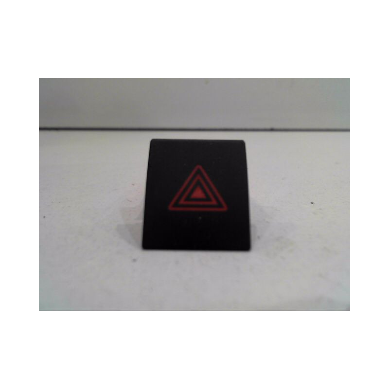 BOUTON DE WARNING SKODA FABIA