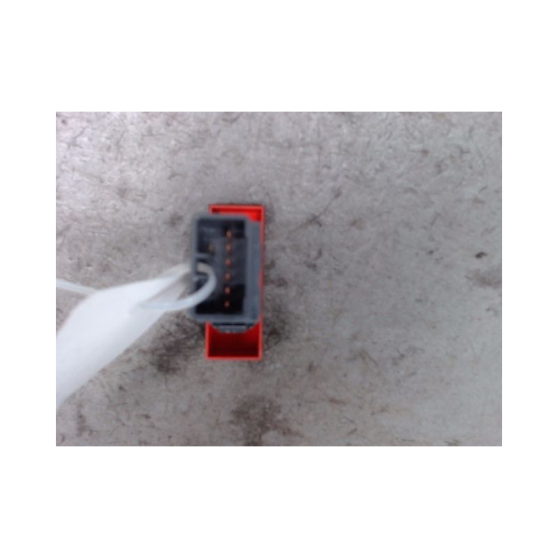 BOUTON DE WARNING CHEVROLET SPARK