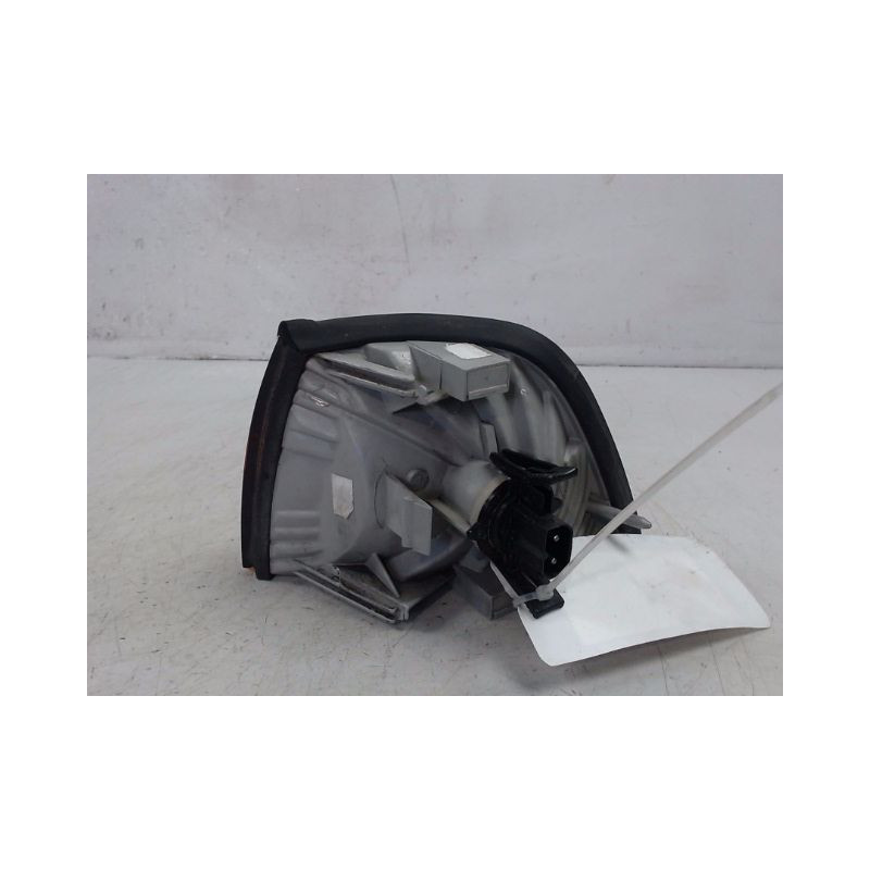 CLIGNOTANT DROIT BMW SERIE 3 COUPE (E36) 92-99