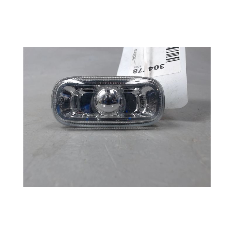 REPETITEUR AILE DROIT AUDI A3 SPORTBACK