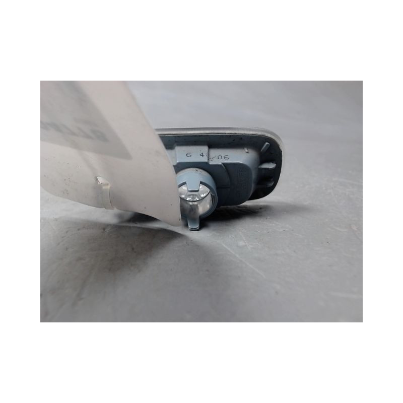 REPETITEUR AILE DROIT AUDI A3 SPORTBACK