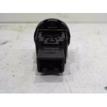 BOUTON DE WARNING NISSAN JUKE