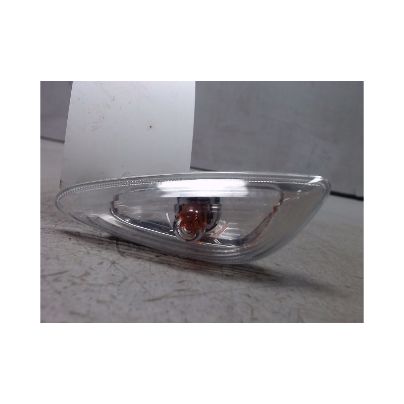 REPETITEUR AILE GAUCHE HYUNDAI I10