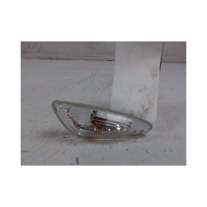 REPETITEUR AILE DROIT KIA PICANTO