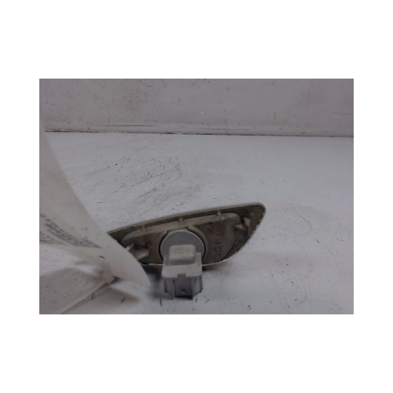REPETITEUR AILE DROIT KIA PICANTO