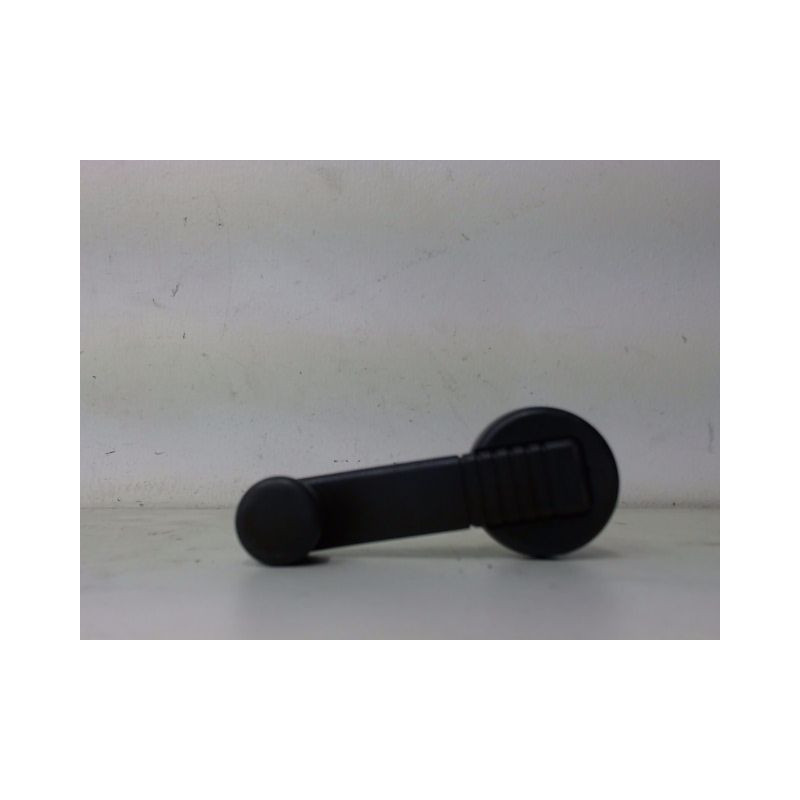 COMMANDE LEVE-GLACE PORTE AVG RENAULT R19