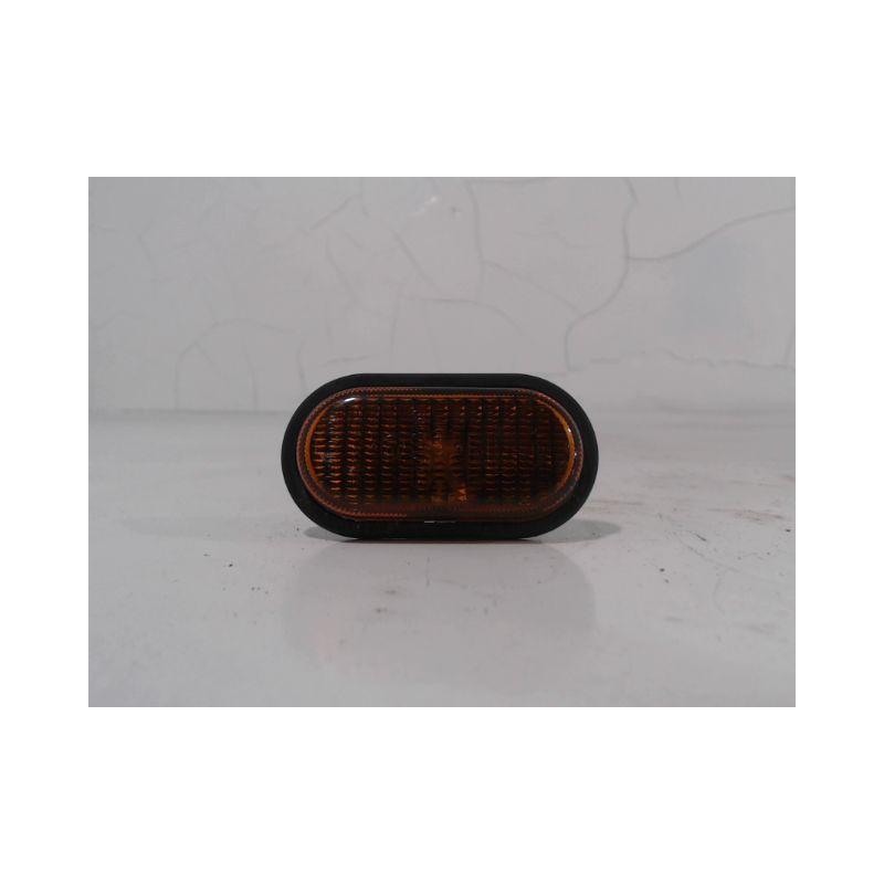 REPETITEUR AILE GAUCHE RENAULT KANGOO EXPRESS 03-07
