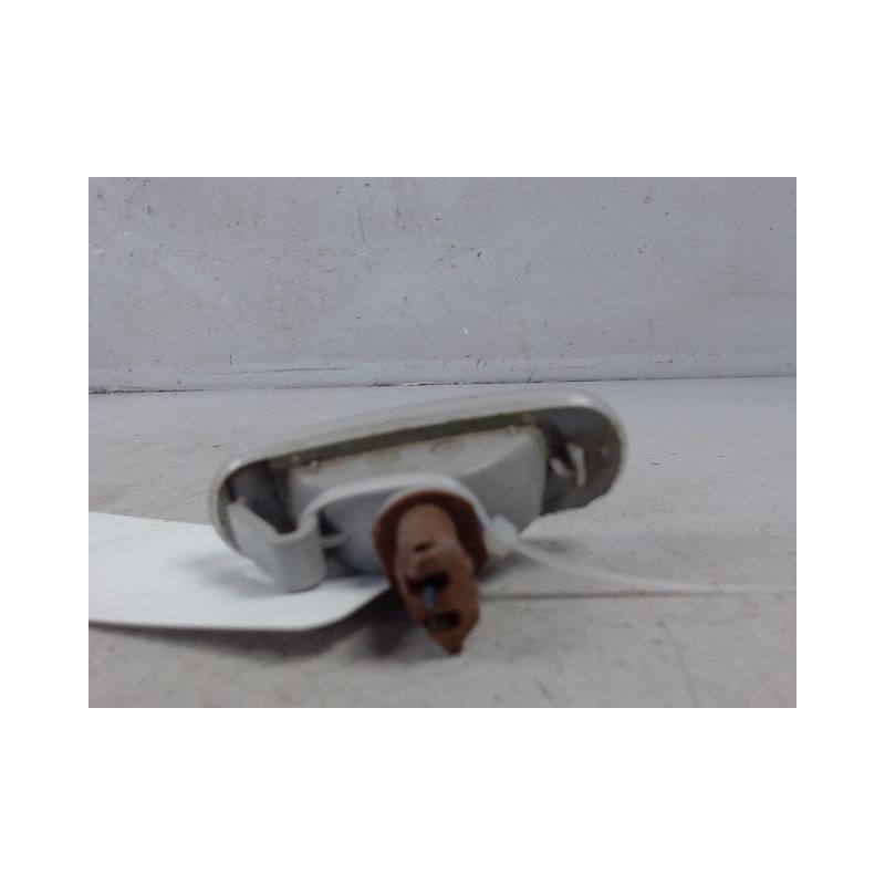 REPETITEUR AILE DROIT FIAT GRANDE PUNTO 2005-