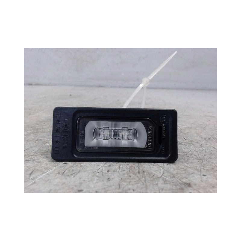 ECLAIREUR PLAQUE DE POLICE GAUCHE AUDI A1