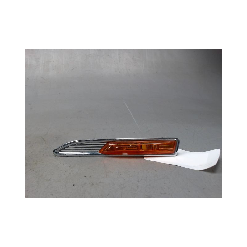 REPETITEUR AILE DROIT FORD MONDEO SW 2007-