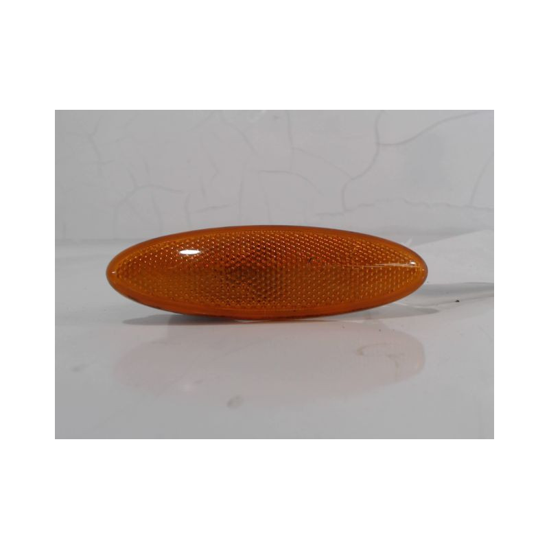 REPETITEUR AILE DROIT DAIHATSU CUORE 03-