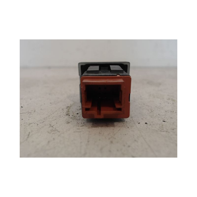BOUTON DE WARNING CITROEN C4 PICASSO 007-