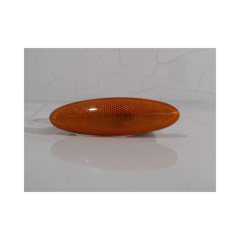 REPETITEUR AILE GAUCHE DAIHATSU CUORE 03-