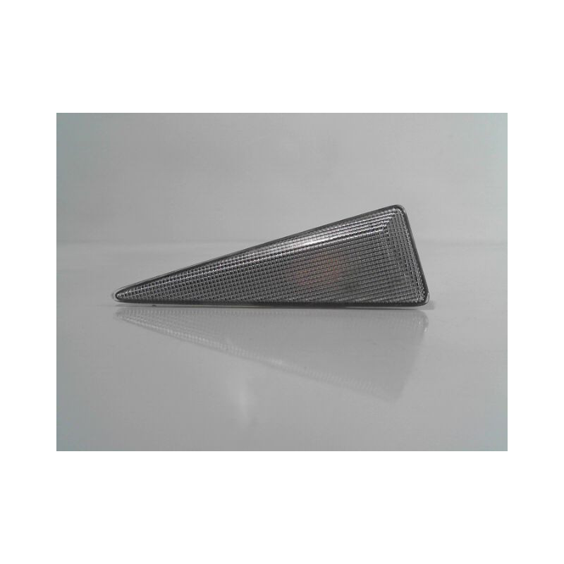 REPETITEUR AILE GAUCHE RENAULT SCENIC II PH.1 03-06