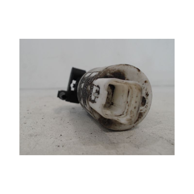 POMPE LAVE-GLACE AVANT RENAULT TRAFIC
