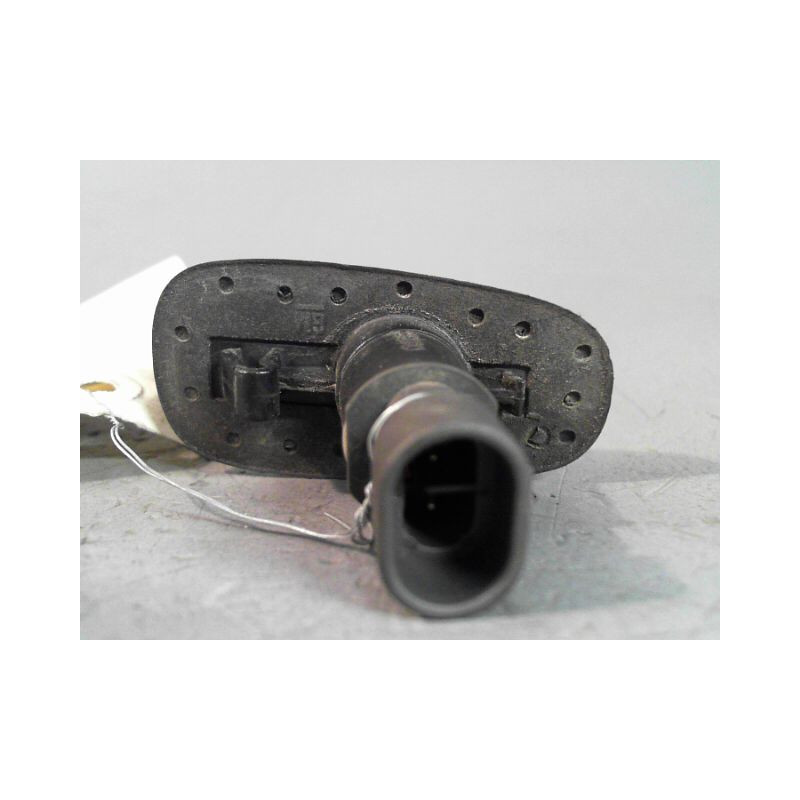 REPETITEUR AILE DROIT OPEL ZAFIRA