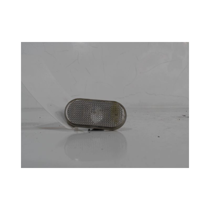 REPETITEUR AILE DROIT RENAULT TWINGO II 2007-