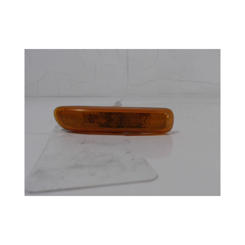 REPETITEUR AILE GAUCHE B.M.W. SERIE 3
