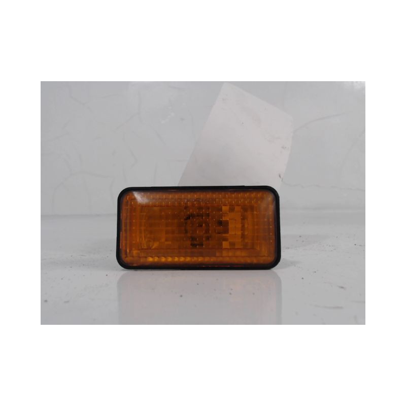 REPETITEUR AILE GAUCHE VOLKSWAGEN GOLF III 92-97