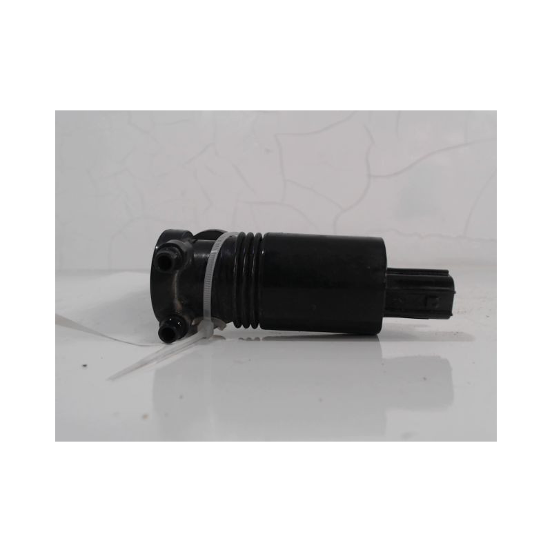POMPE LAVE-GLACE AVANT FORD FIESTA 2010-
