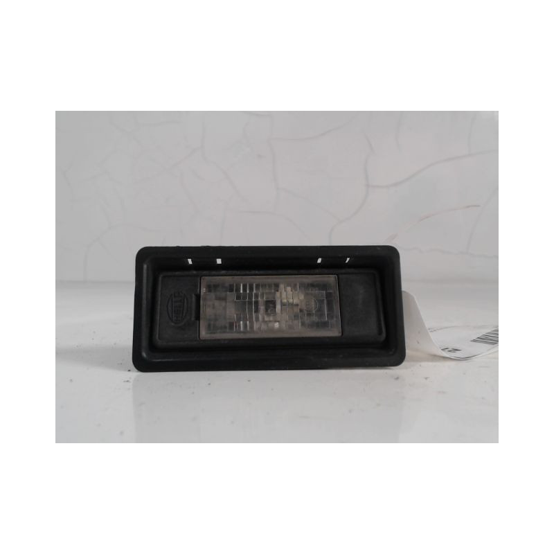 ECLAIREUR PLAQUE DE POLICE DROIT PEUGEOT 407
