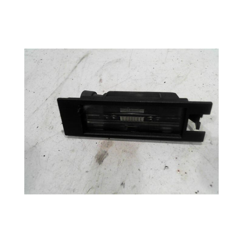 ECLAIREUR PLAQUE DE POLICE GAUCHE OPEL ASTRA 2004-