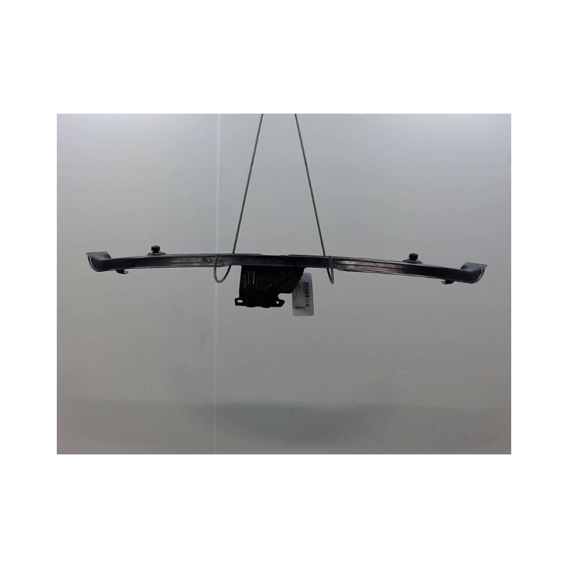 TRAVERSE SUPERIEURE ARMATURE AVANT PEUGEOT 206 + 2009-2013