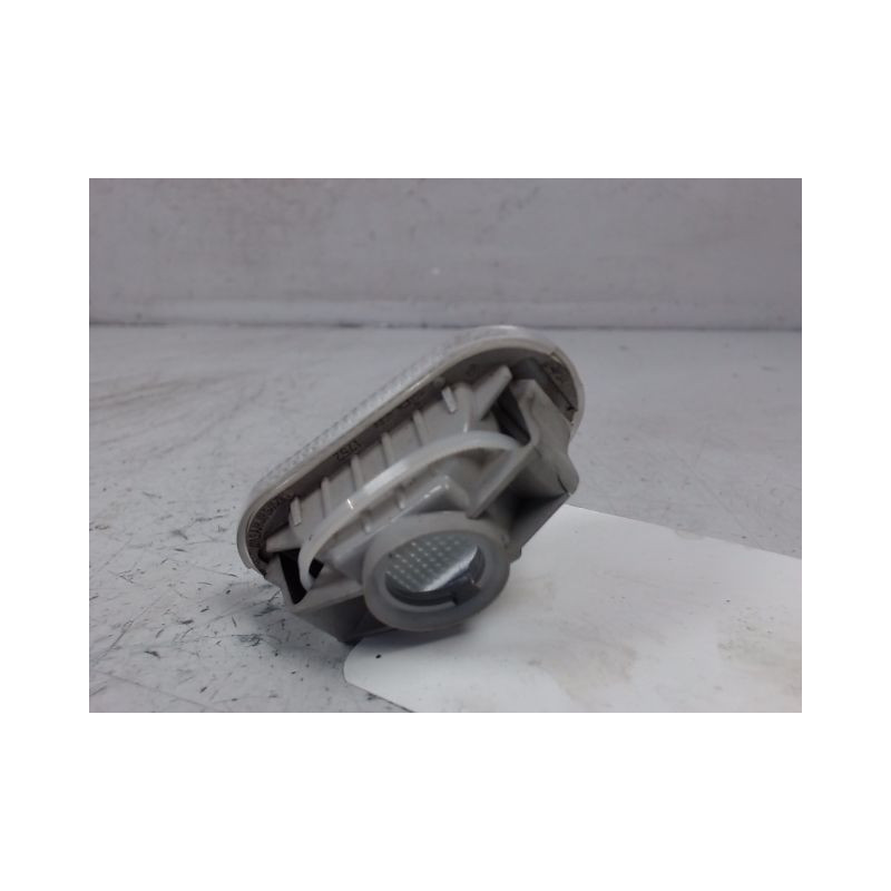REPETITEUR AILE GAUCHE NISSAN NOTE